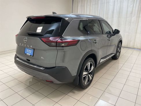 Used 2023 Nissan Rogue SL w/ SL Premium Package image 30