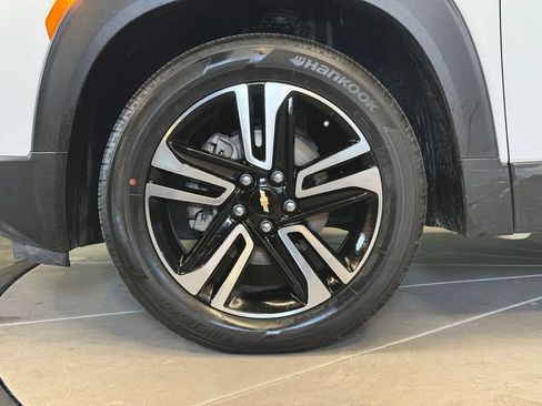 Used 2023 Chevrolet TrailBlazer LT w/ Convenience Package FWD image 25