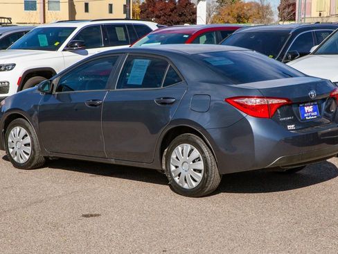 Used 2018 Toyota Corolla LE image 7
