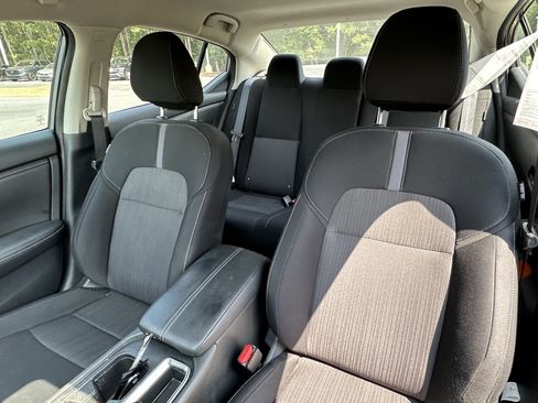 Used 2024 Nissan Sentra SV FWD image 7