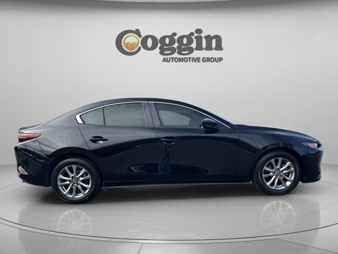 Used 2020 MAZDA MAZDA3 Base image 7