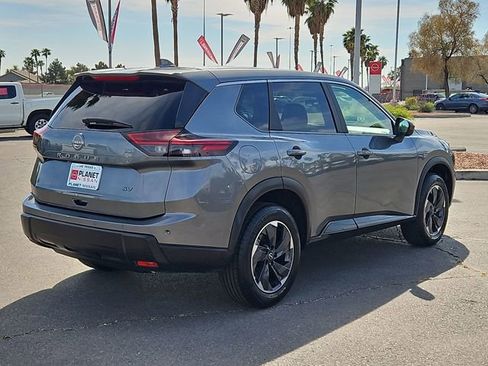 Used 2024 Nissan Rogue SV FWD image 7
