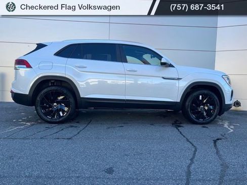 New 2026 Volkswagen Atlas SE image 3