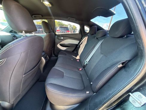 Used 2015 Dodge Dart SXT FWD image 13