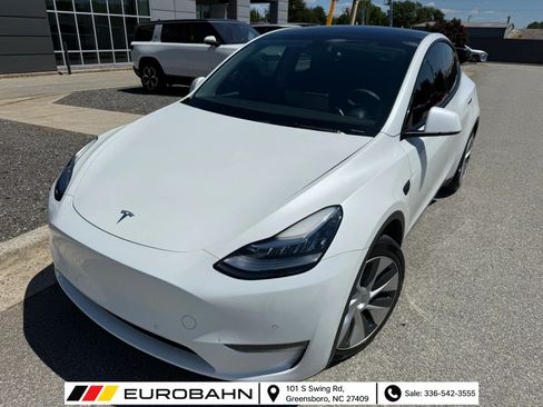 Used 2022 Tesla Model Y Long Range AWD/4WD image 42