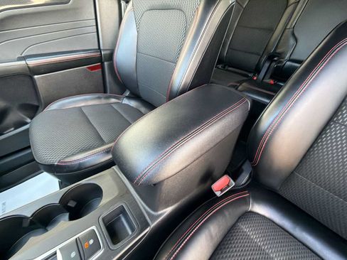 Used 2024 Ford Escape ST-Line w/ Tech Pack #1 AWD/4WD image 22