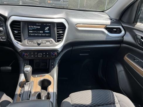 Used 2019 GMC Acadia SLE w/ LPO, Floor Liner Package AWD/4WD image 11