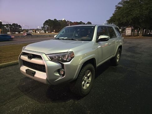 Used 2018 Toyota 4Runner SR5 Premium w/ Wilderness Package image 1