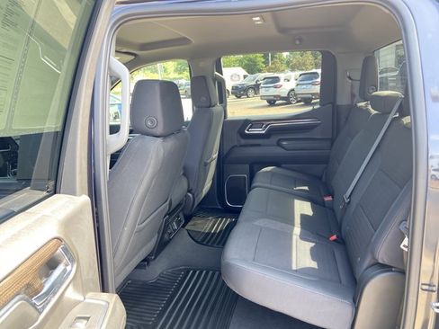 Used 2023 Chevrolet Silverado 1500 LT AWD/4WD image 51