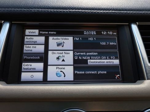 Used 2012 Land Rover Range Rover Sport HSE image 39