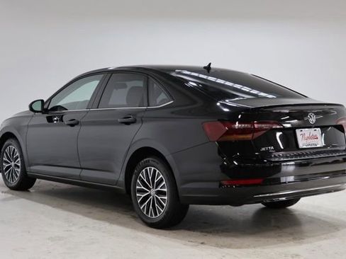Used 2019 Volkswagen Jetta SE FWD image 6