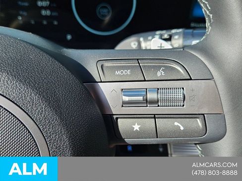 Used 2026 Hyundai Kona SEL Premium FWD image 28