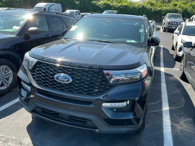 Used 2024 Ford Explorer ST w/ Equipment Group 401A AWD/4WD image 2