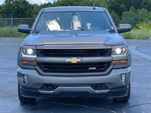 Used 2017 Chevrolet Silverado 1500 LT w/ All Star Edition AWD/4WD image 34