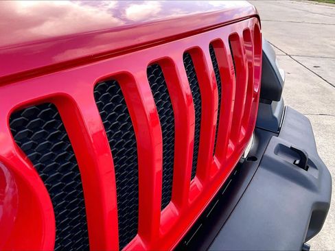 Used 2023 Jeep Wrangler Sport S image 26