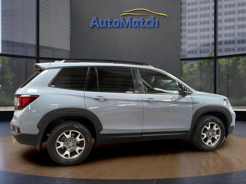 Used 2023 Honda Passport TrailSport image 11
