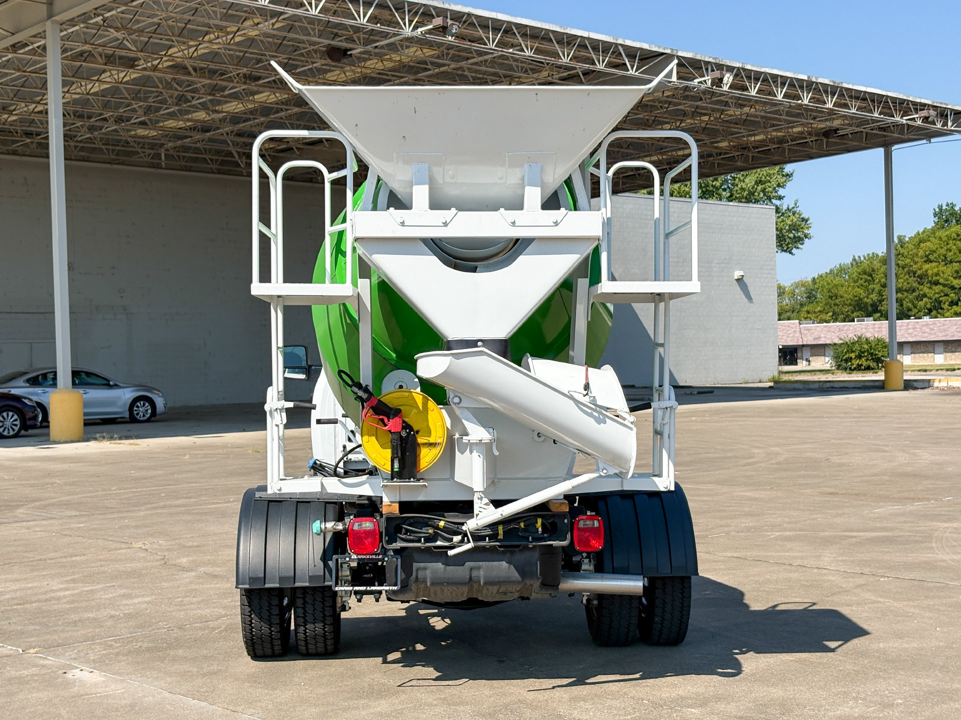 Used 2025 RAM 5500 4x4 Regular Cab image 8