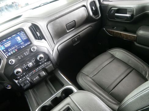 Used 2020 GMC Sierra 2500 Denali w/ Denali Ultimate Package AWD/4WD image 11