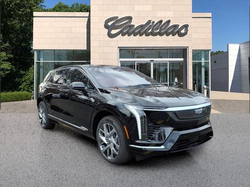 New 2026 Cadillac Optiq Luxury 1 image 7