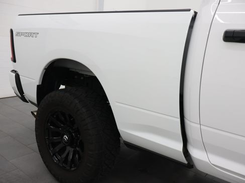 Used 2025 RAM 2500 Big Horn AWD/4WD image 26