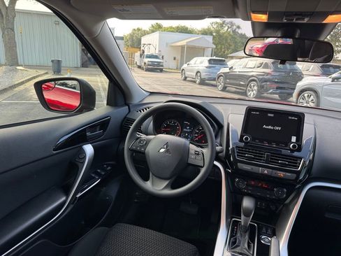 New 2025 Mitsubishi Eclipse Cross LE image 23