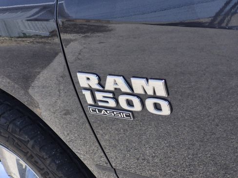 Used 2019 RAM 1500 Tradesman w/ Tradesman SXT Package RWD image 9