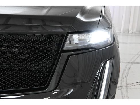 Certified 2024 Cadillac Escalade Sport w/ LPO, ONYX Package AWD/4WD image 26