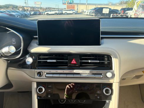 New 2026 Genesis G70 2.5T Prestige image 22