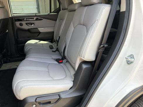 Used 2025 Honda Pilot EX-L image 20