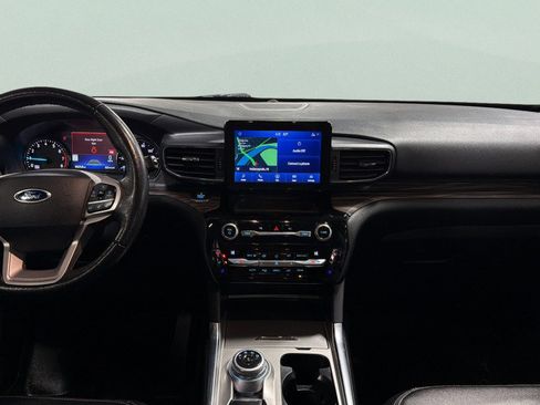 Used 2021 Ford Explorer Limited w/ Equipment Group 301A image 25