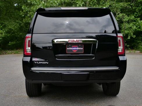 Used 2020 GMC Yukon Denali AWD/4WD image 22