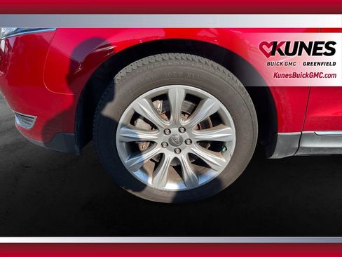 Used 2014 Lincoln MKT FWD image 13