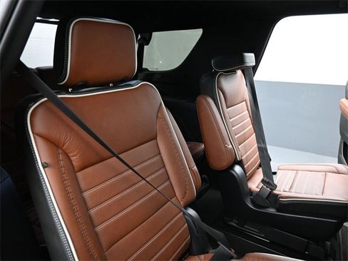 Used 2023 GMC Yukon Denali Ultimate image 23