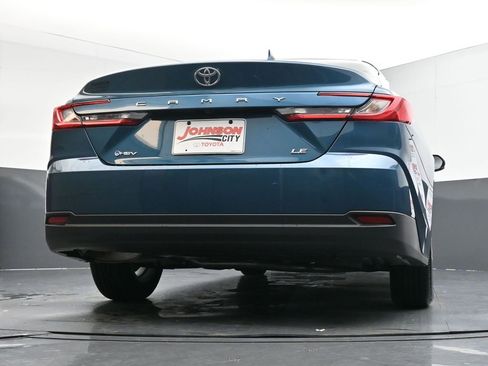 Used 2026 Toyota Camry LE image 40
