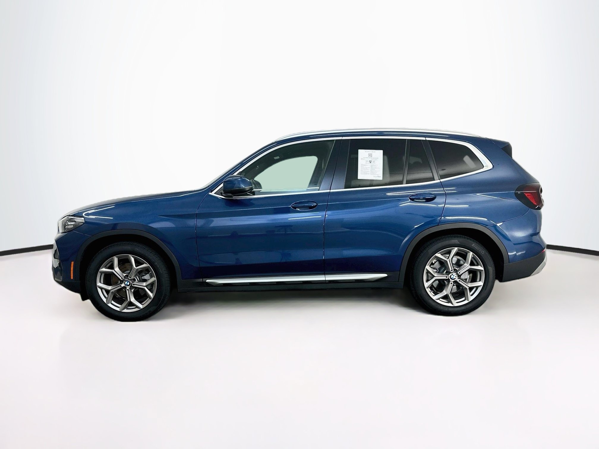 Used 2022 BMW X3 xDrive30i w/ Premium Package 2 AWD/4WD image 4