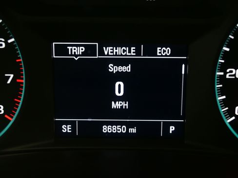 Used 2020 Chevrolet Malibu RS FWD image 24