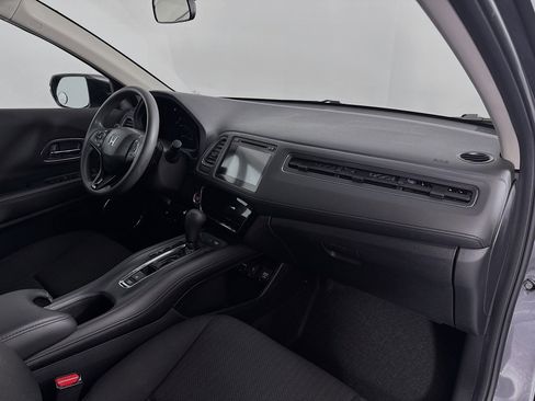 Certified 2017 Honda HR-V EX image 28