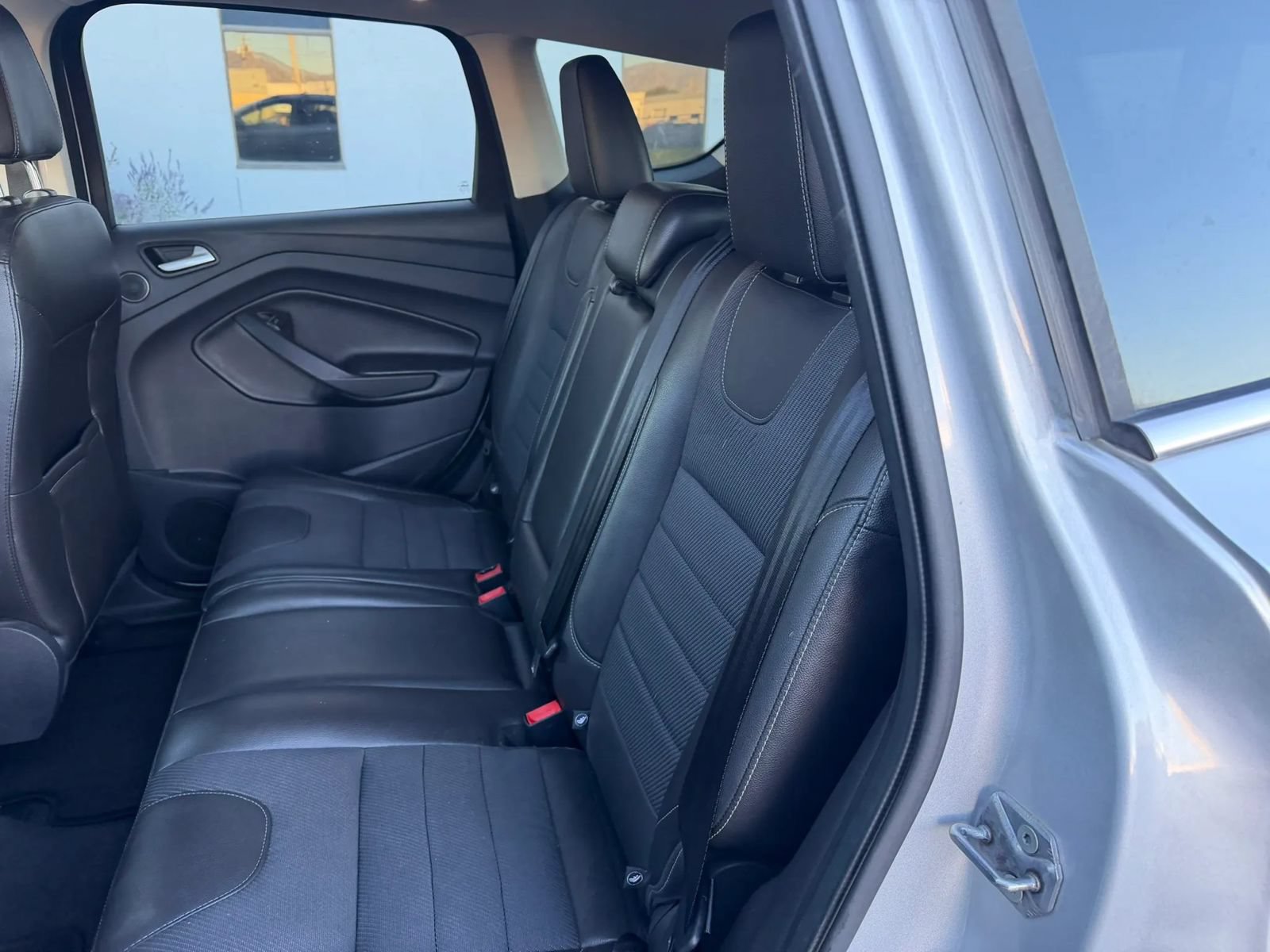 Used 2013 Ford Escape Titanium w/ Parking Technology Pkg FWD image 12