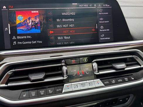 Used 2019 BMW X5 xDrive50i w/ M Sport Package AWD/4WD image 32