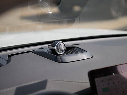 New 2025 Volvo EX90 Ultra image 15