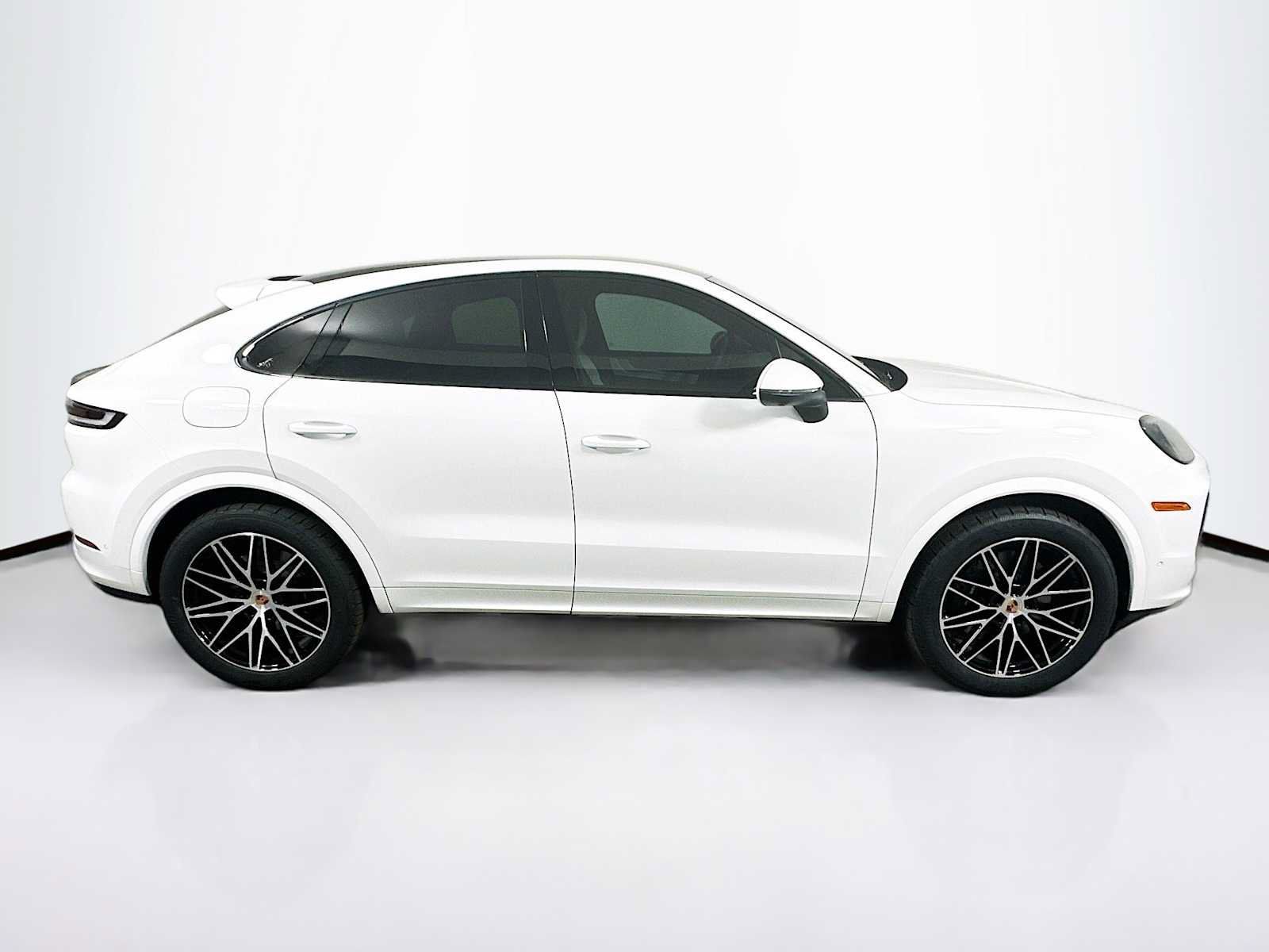 Used 2026 Porsche Cayenne Coupe AWD/4WD image 8