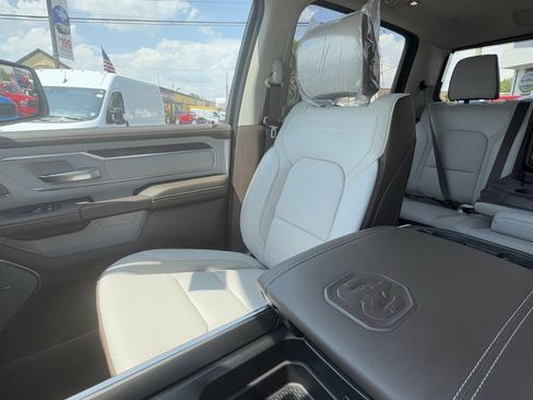 New 2025 RAM 1500 Laramie image 17