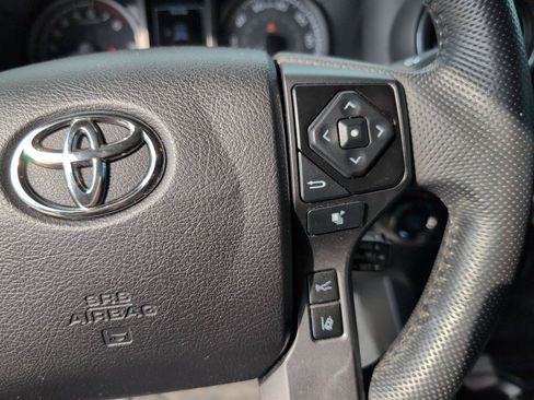 Used 2021 Toyota Tacoma TRD Sport w/ TRD Premium Sport Package AWD/4WD image 28