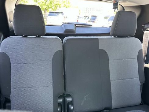 Used 2019 Chevrolet Traverse LT FWD image 15
