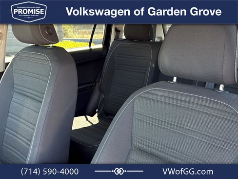 Used 2022 Volkswagen Tiguan S FWD image 15