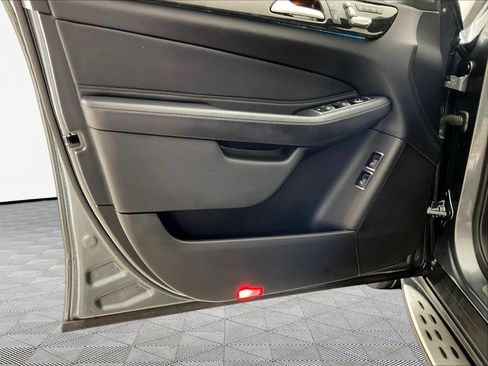 Certified 2019 Mercedes-Benz GLS 450 4MATIC image 20