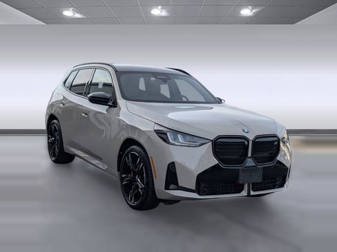 Used 2025 BMW X3 M50 w/ Premium Package image 7