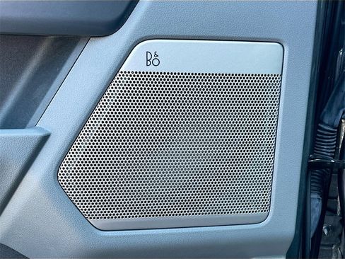 Used 2023 Ford F150 Lariat w/ Trailer Tow Package image 19