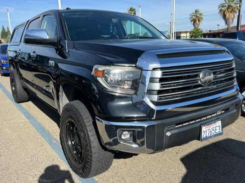 Used 2018 Toyota Tundra Limited w/ Limited Premium Package AWD/4WD image 3