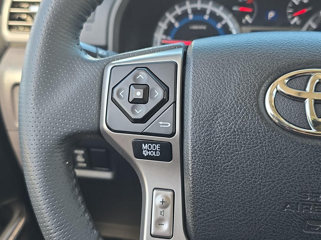Used 2019 Toyota 4Runner SR5 Premium AWD/4WD image 19